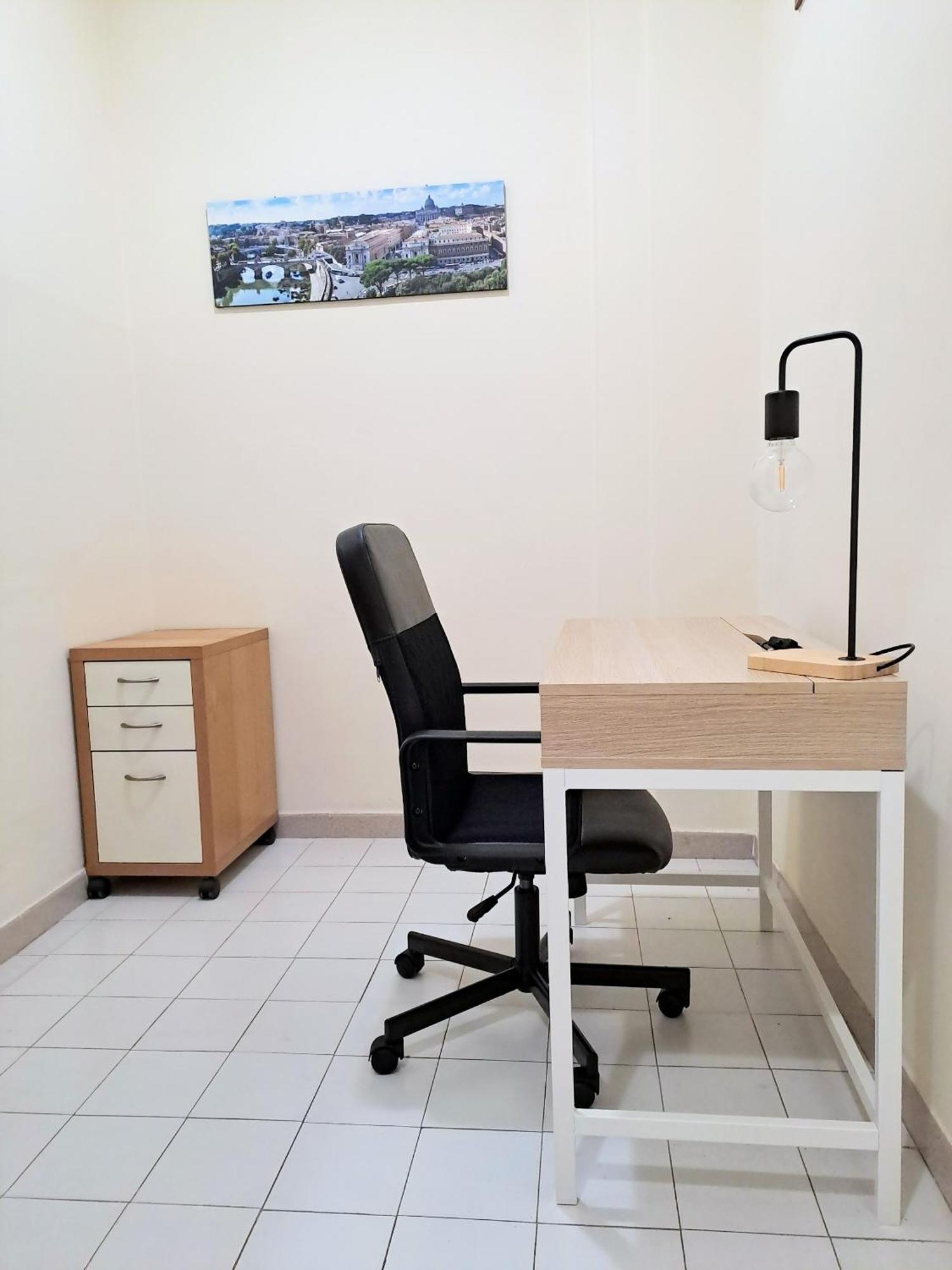 Comfort Good Location * Rom